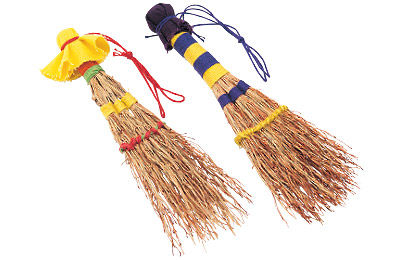 庄内町のおみやげ　槇島ほうきストラップ